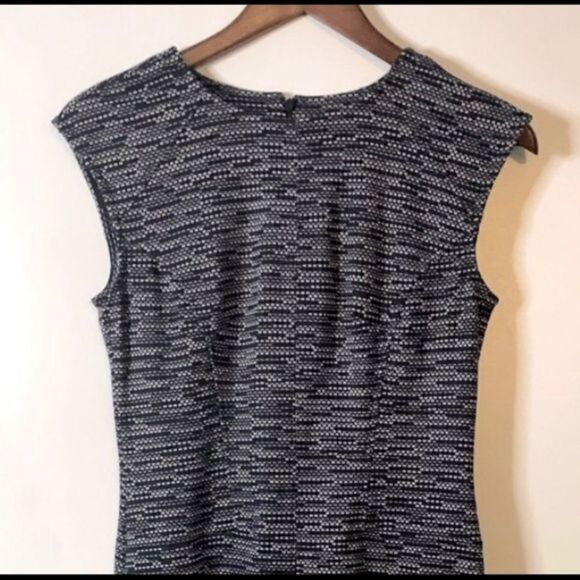 Ann Taylor cap sleeve sheath dress‎ woman’s size Xs - Picture 3 of 5